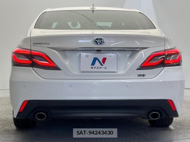 Toyota CROWN HYBRID 2019-04 8653284-13
