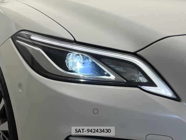 Toyota CROWN HYBRID 2019-04 8653284-9