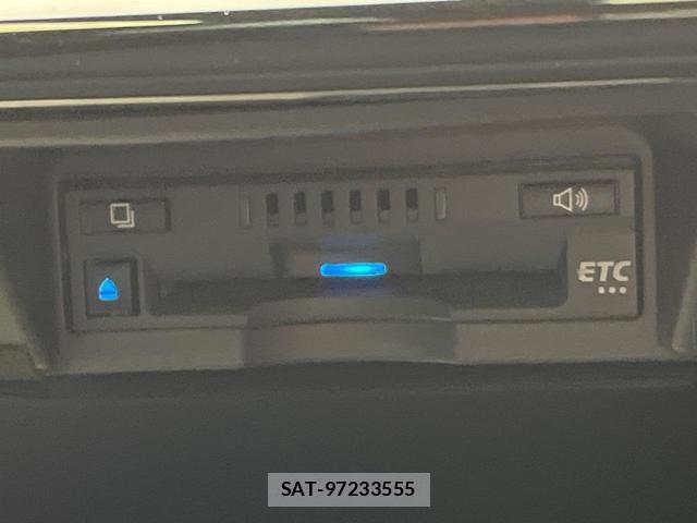 Toyota CROWN HYBRID 2020-01 8653286-10