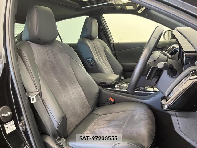 Toyota CROWN HYBRID 2020-01 8653286-6