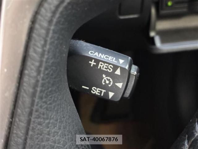 Toyota CROWN HYBRID 2013-07 8653708-12