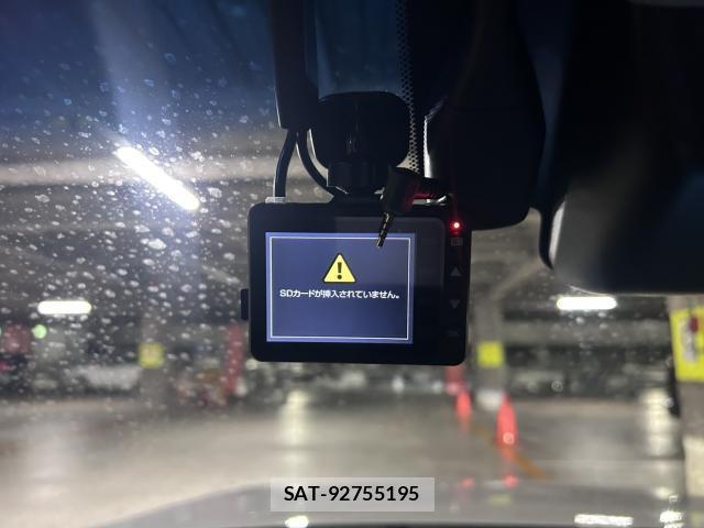 Toyota CROWN MAJESTA 2018-01 8652819-18