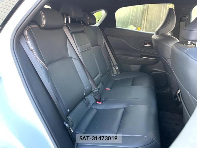 Toyota CROWN 2025-02 8646799-9