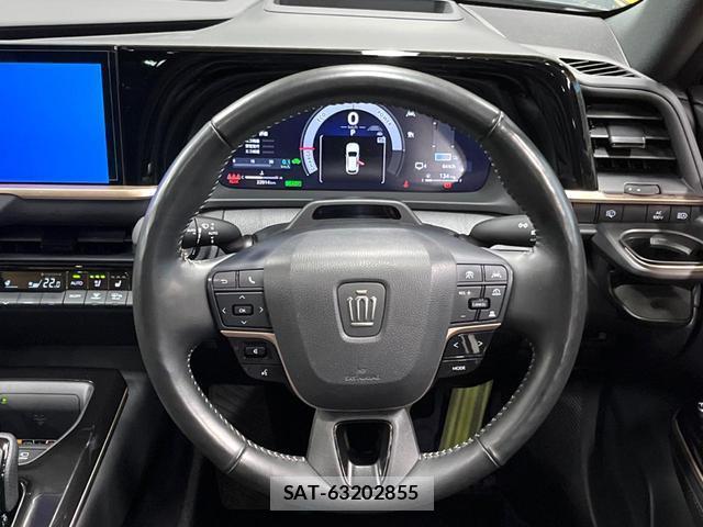 Toyota CROWN 2023-11 8647286-10