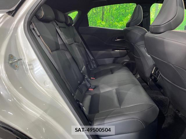 Toyota CROWN 2024-03 8647861-8