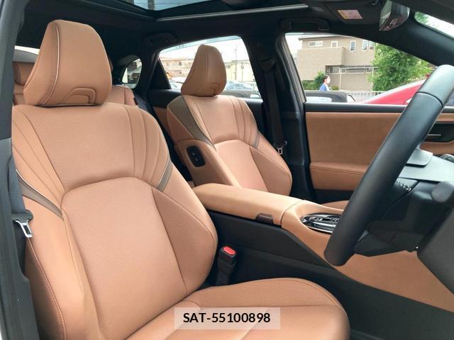 Toyota CROWN 2024-11 8648325-7