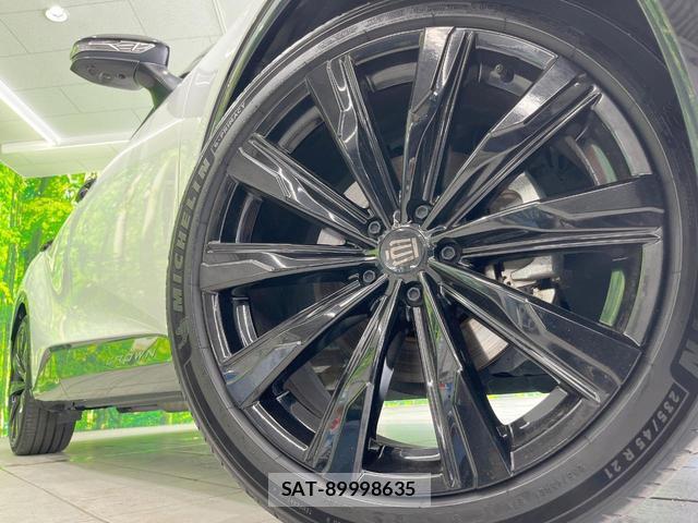 Toyota CROWN 2024-04 8648347-12