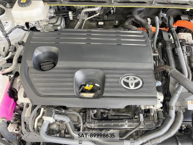 Toyota CROWN 2024-04 8648347-17