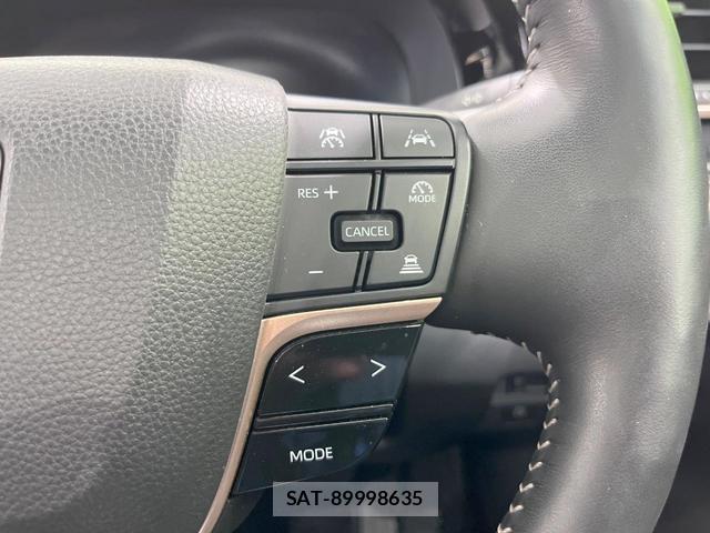 Toyota CROWN 2024-04 8648347-6