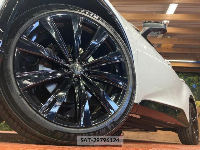 Toyota CROWN 2025-01 8649867-11