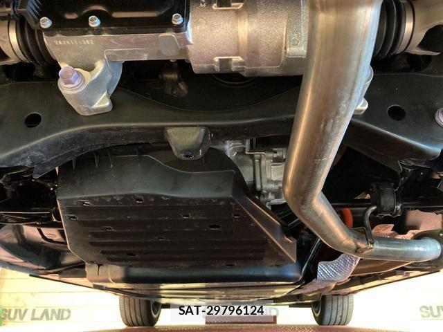 Toyota CROWN 2025-01 8649867-17