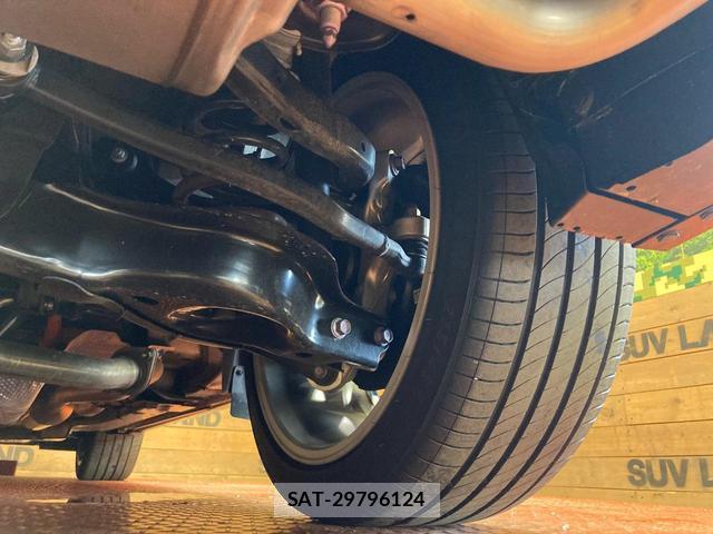 Toyota CROWN 2025-01 8649867-18