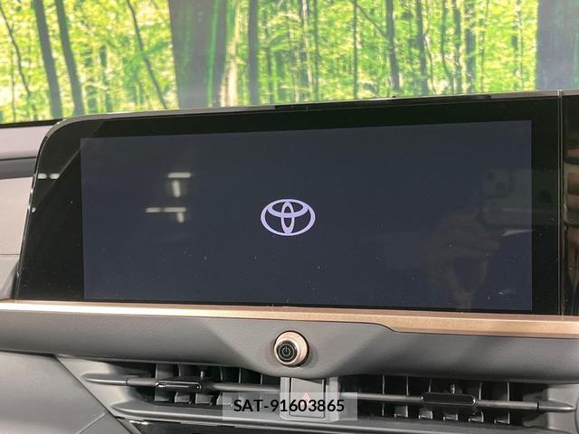 Toyota CROWN 2024-12 8650025-2