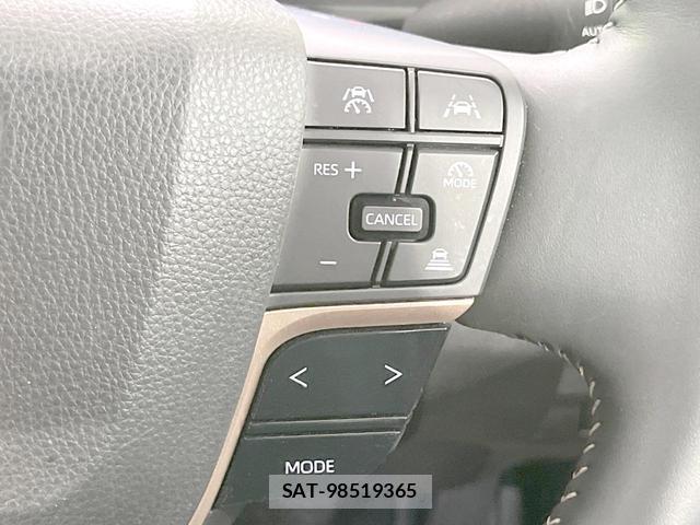 Toyota CROWN 2024-12 8651701-6