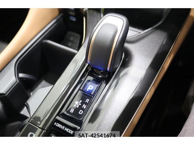 Toyota CROWN 2024-07 8652621-15