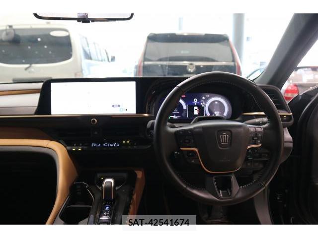 Toyota CROWN 2024-07 8652621-2