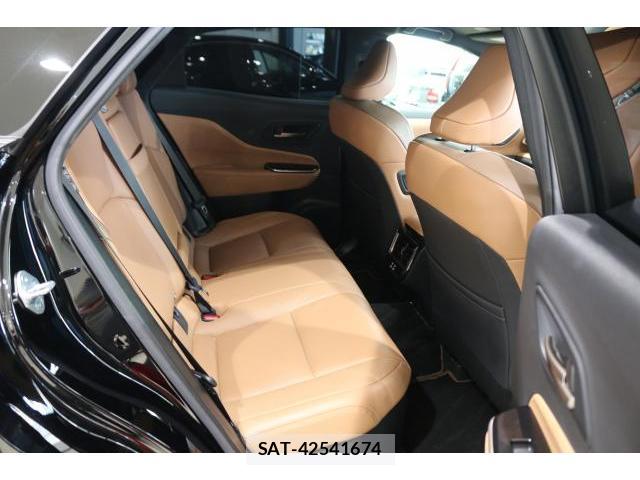 Toyota CROWN 2024-07 8652621-6