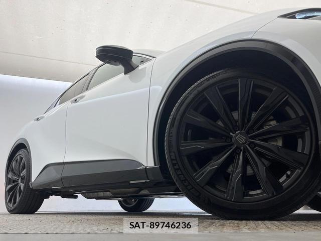 Toyota CROWN 2024-09 8653280-13