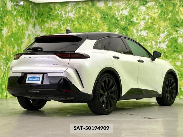 Toyota CROWN 2023-11 8653589-2