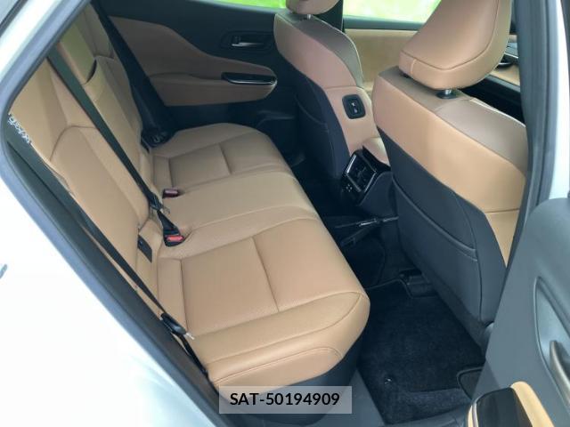 Toyota CROWN 2023-11 8653589-4