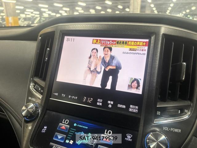 Toyota CROWN 2013-02 8647603-10