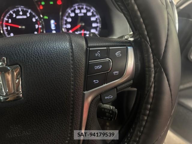 Toyota CROWN 2013-02 8647603-12