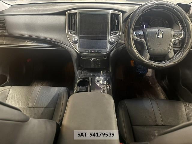 Toyota CROWN 2013-02 8647603-6