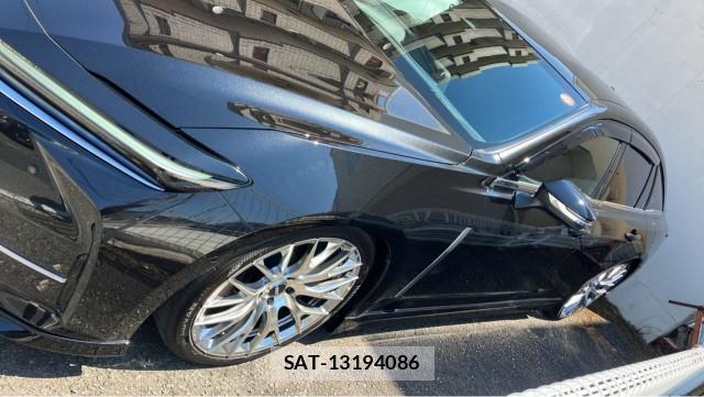 Toyota CROWN 2025-08 8651271-10
