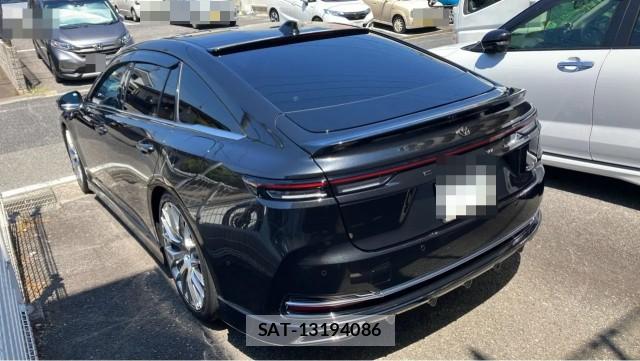 Toyota CROWN 2025-08 8651271-13