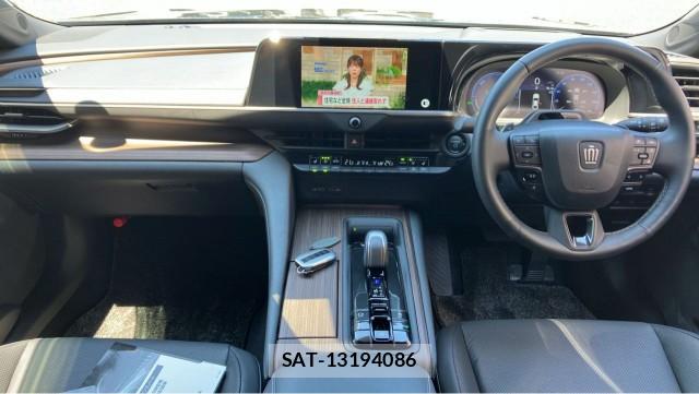 Toyota CROWN 2025-08 8651271-2