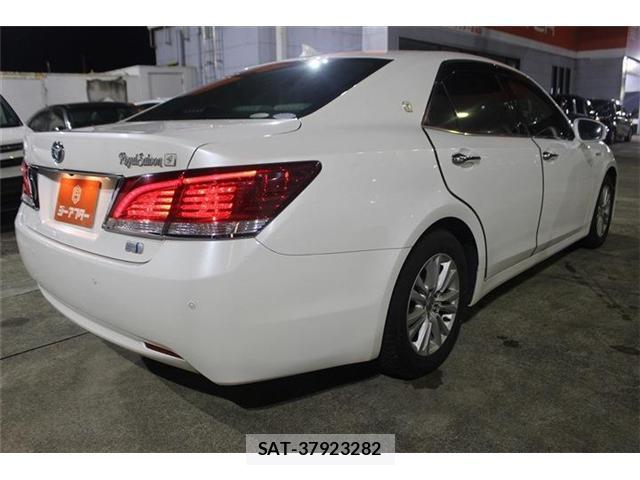 Toyota CROWN 2013-10 8651920-12