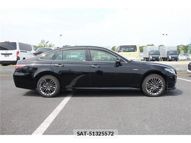 Toyota CROWN 2019-01 8651962-13