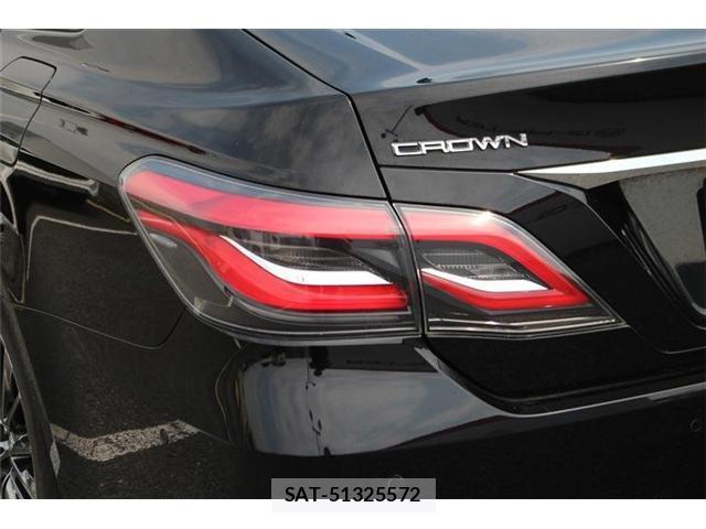 Toyota CROWN 2019-01 8651962-17