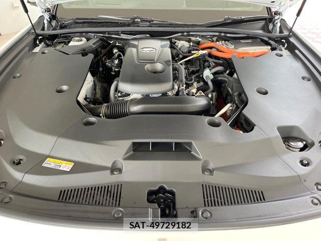 Toyota CROWN 2024-01 8652542-17