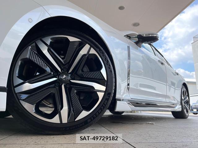 Toyota CROWN 2024-01 8652542-3