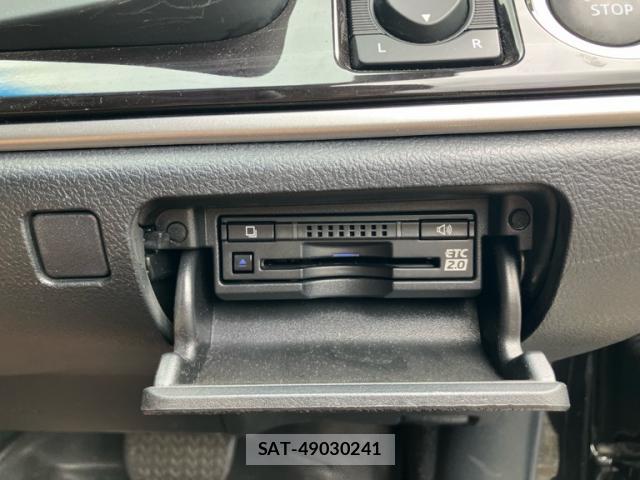 Toyota CROWN 2016-03 8652911-18