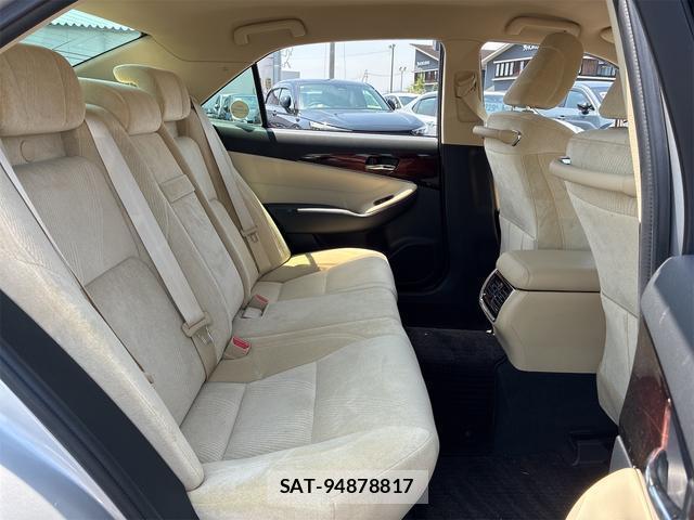 Toyota CROWN 2015-05 8653348-6