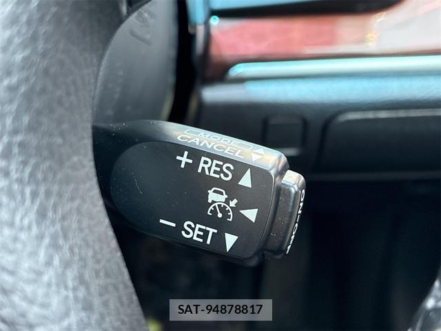 Toyota CROWN 2015-05 8653348-9
