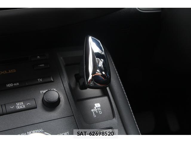 Lexus CT 2011-07 8646714-10