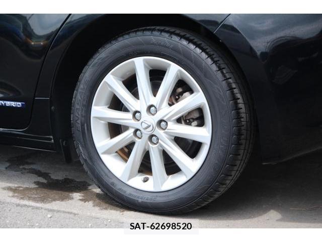 Lexus CT 2011-07 8646714-17