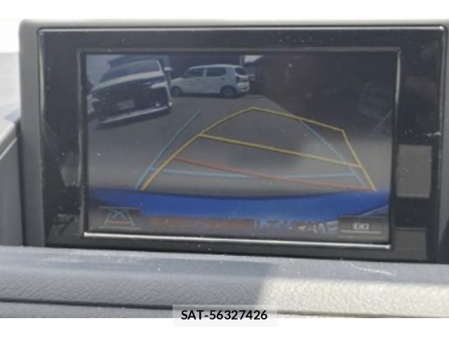 Lexus CT 2015-09 8647007-5