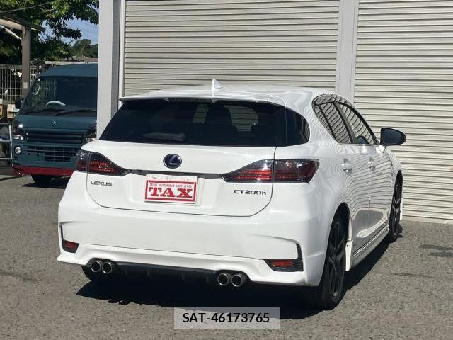 Lexus CT 2015-04 8650133-1