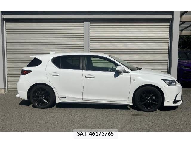 Lexus CT 2015-04 8650133-15