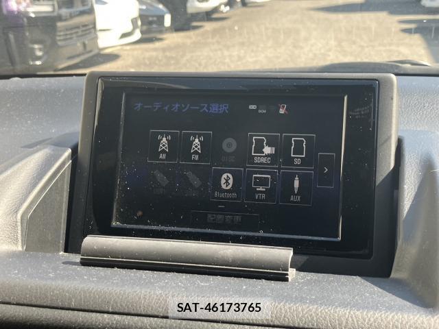 Lexus CT 2015-04 8650133-8