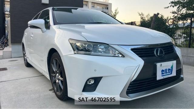 Lexus CT 2014-01 8651282-11