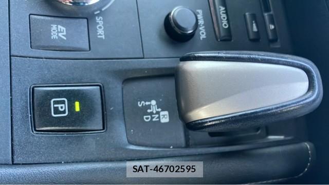 Lexus CT 2014-01 8651282-14