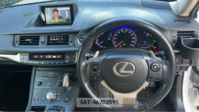 Lexus CT 2014-01 8651282-16