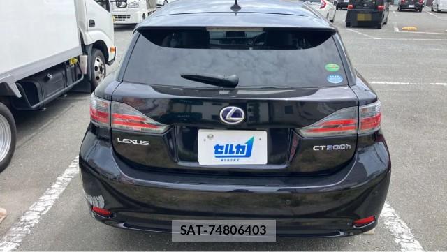 Lexus CT 2012-07 8651360-1
