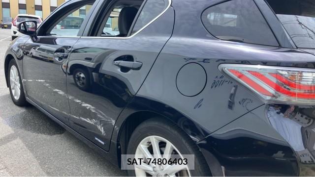 Lexus CT 2012-07 8651360-10