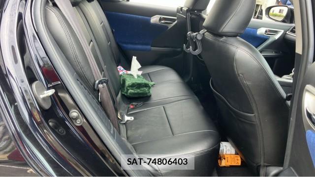 Lexus CT 2012-07 8651360-6